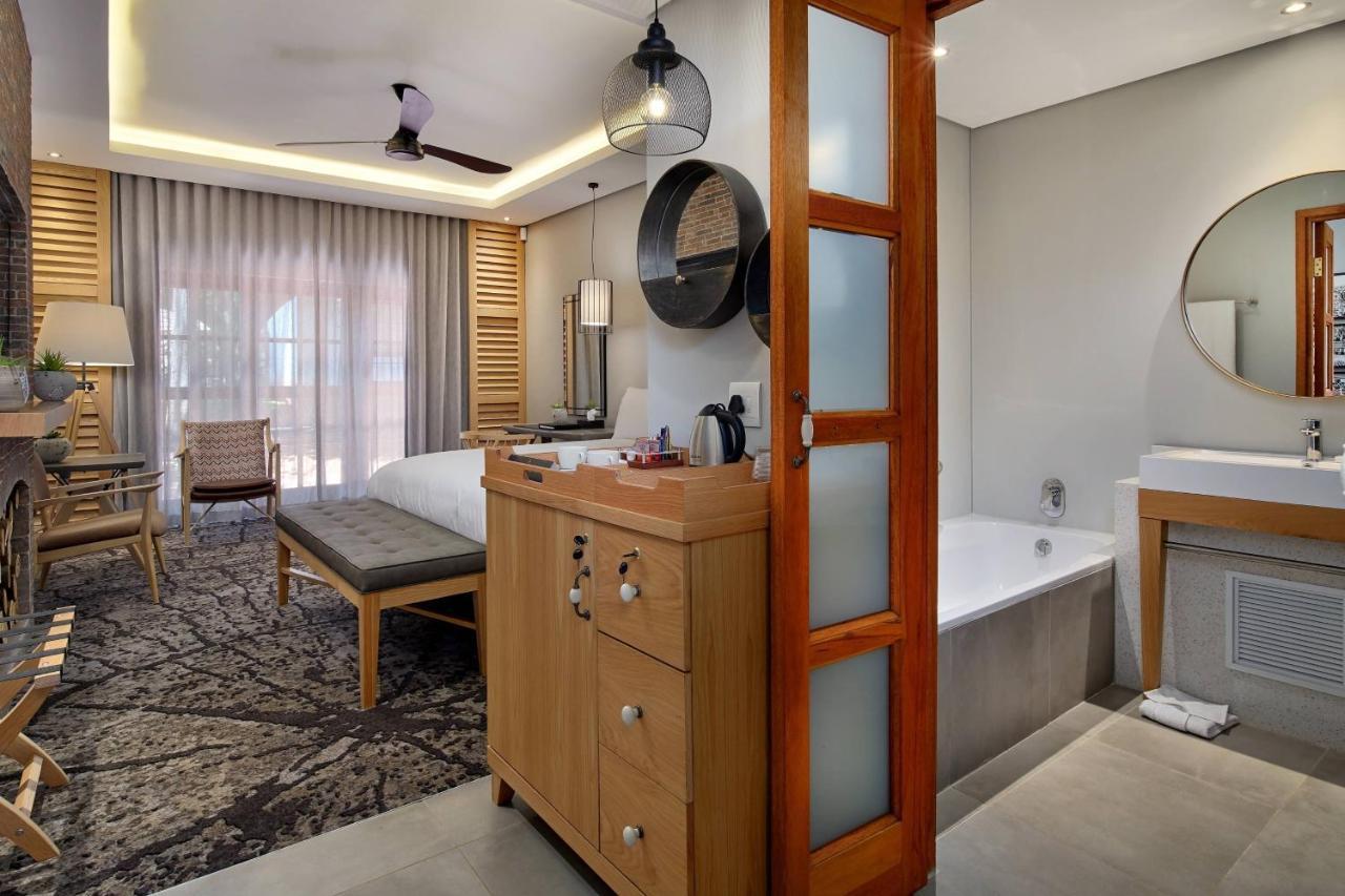 Irene Country Lodge, Autograph Collection Centurion Exterior photo Deluxe Room