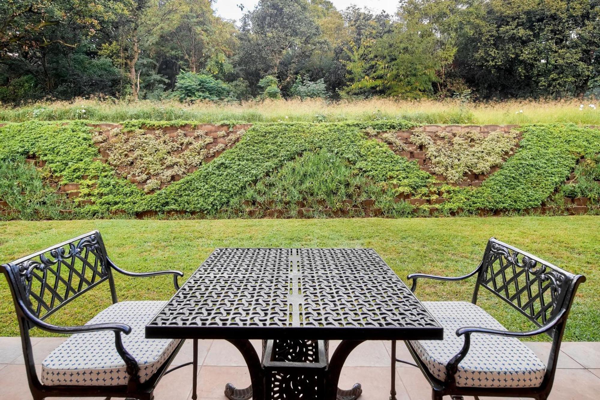 Irene Country Lodge, Autograph Collection Centurion Exterior photo The garden