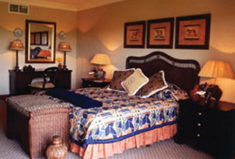 Irene Country Lodge, Autograph Collection Centurion Exterior photo A bedroom at the hotel